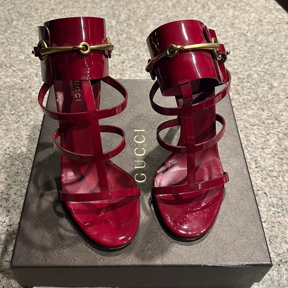 GUCCI Ursula Ankle Strap Heels Raspberry Candy size 39